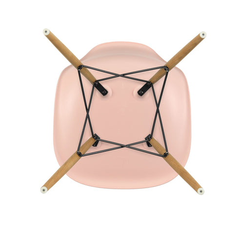 Cadeira Eames em Plástico DSW / Base maple